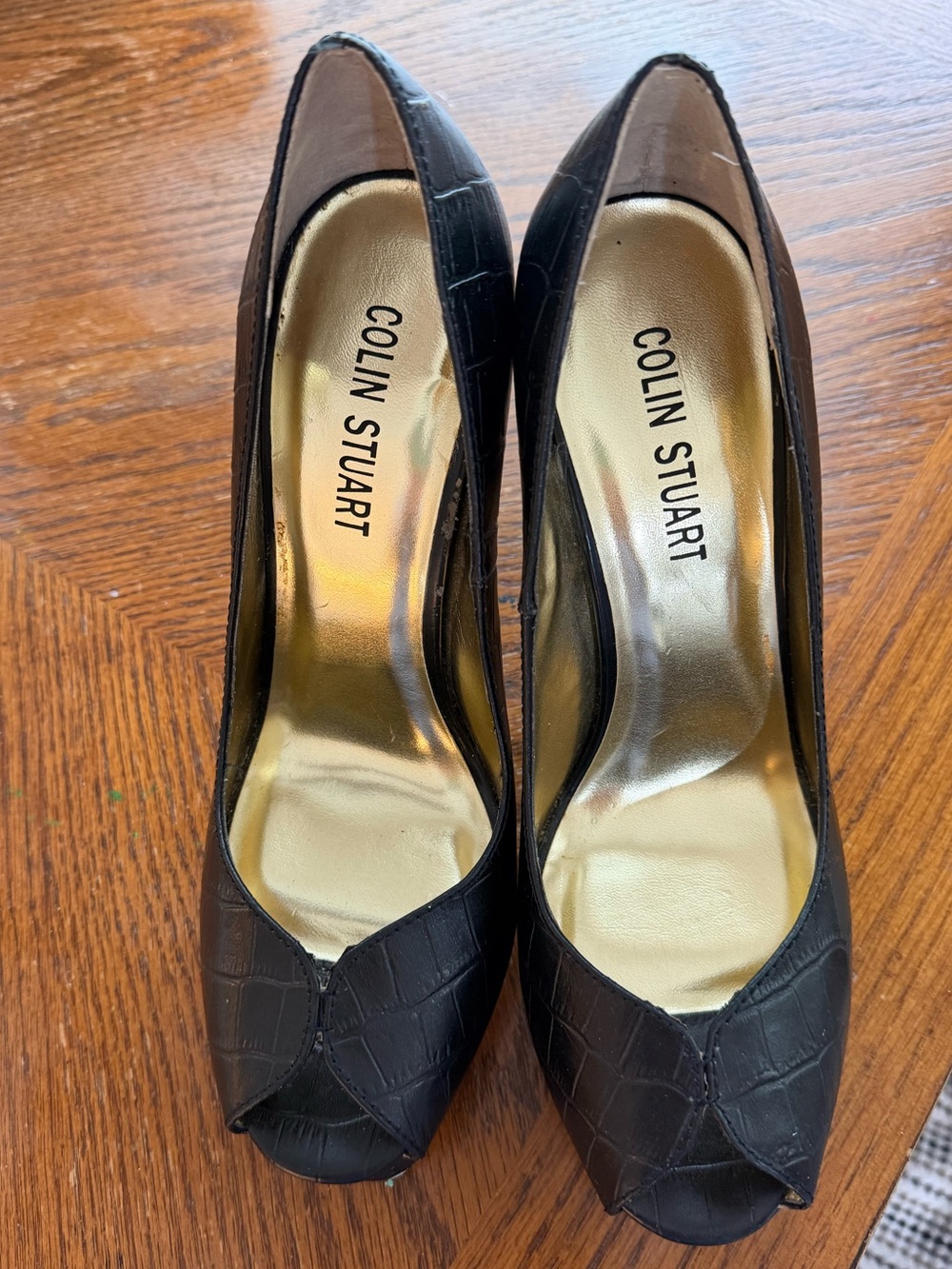 Colin Stuart Black Croc-Embossed Peep-Toe Pumps